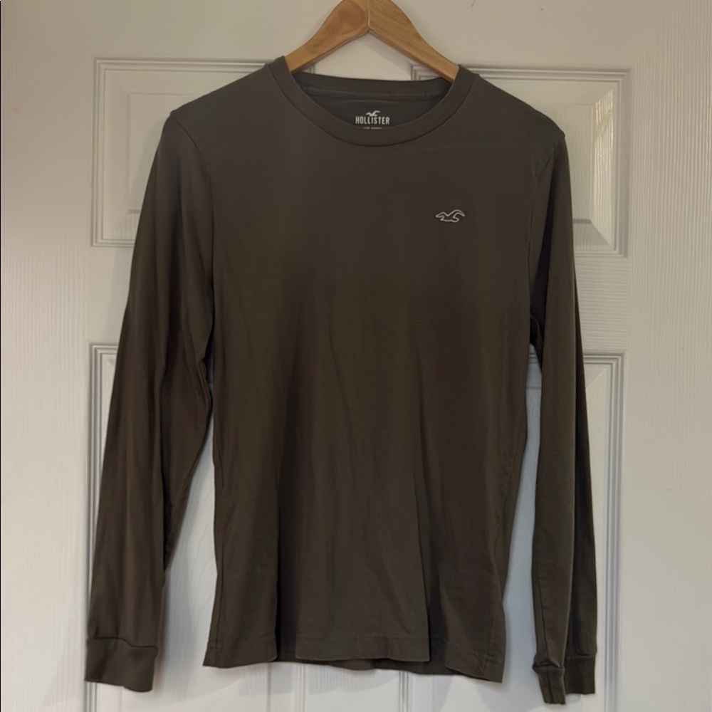Men’s Hollister Long Sleeve Top